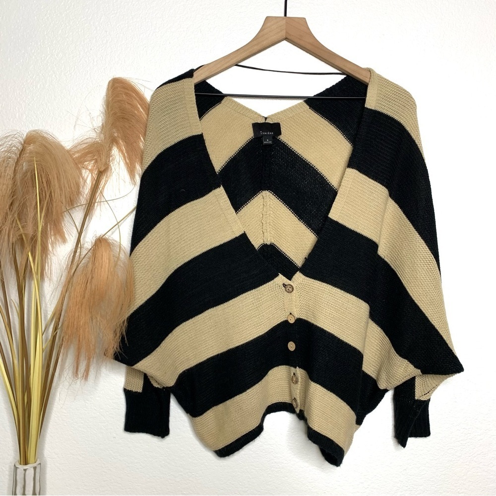 Lumière Black and beige button up deep v-neck sweater Size Small